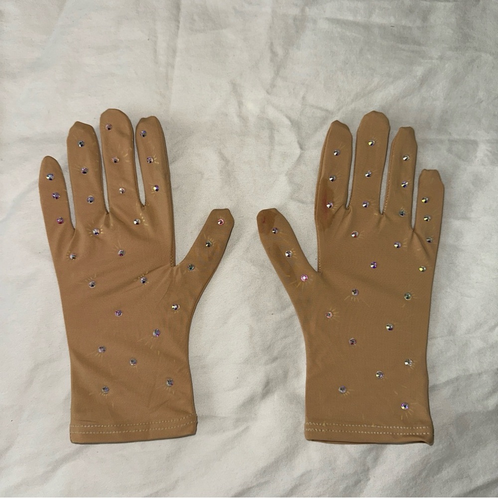 ChloeNoel Tan Gloves with Rhinestone Accents Figure Skating Girls One Size
